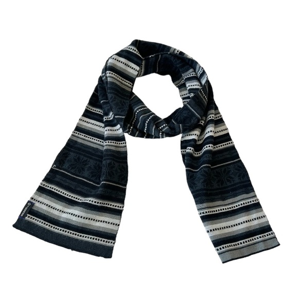 Merrel Fair Isle Style Scarf - Picture 2 of 10
